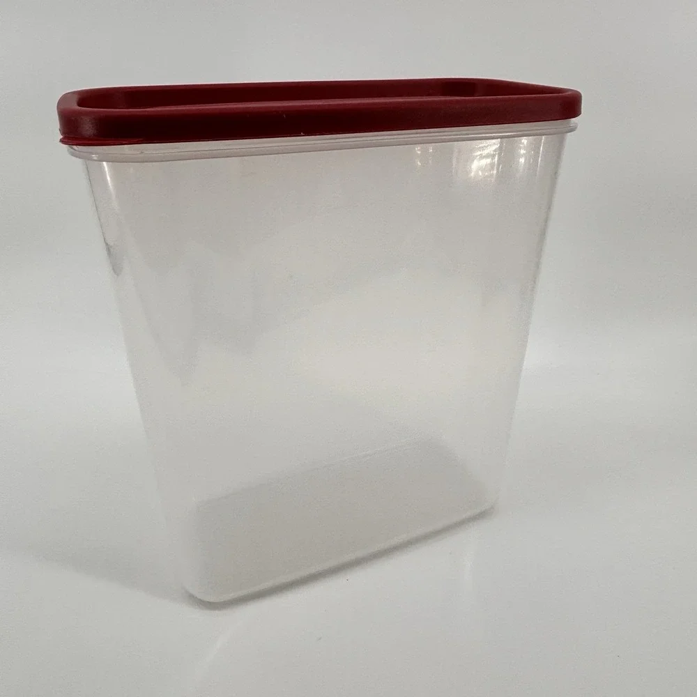 Rubbermaid Red‎ 21 Cup Modular Dry Food Container with Lid